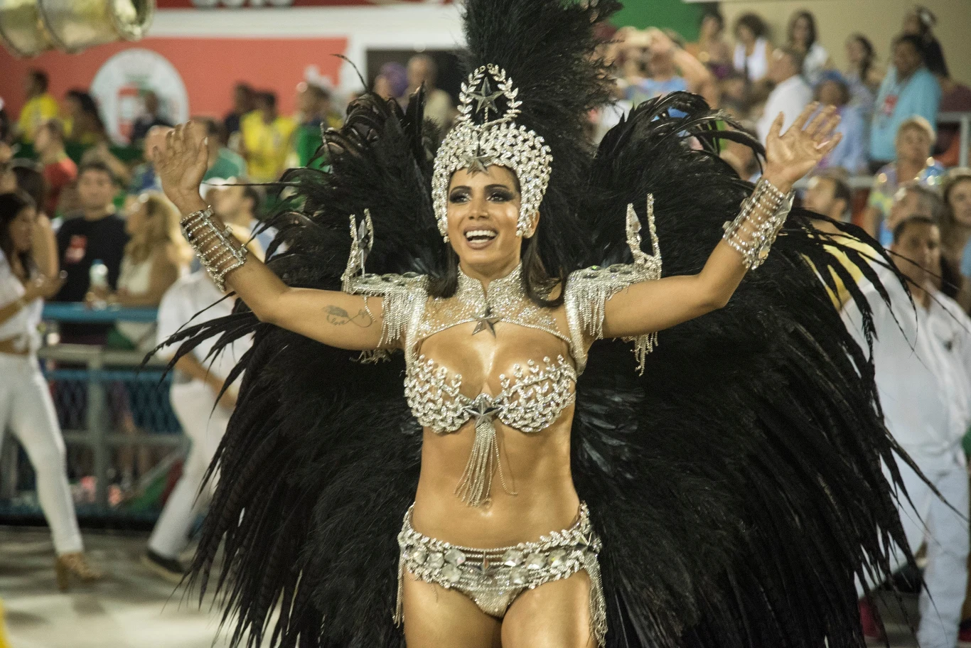 Anitta podczas karnawału w Rio