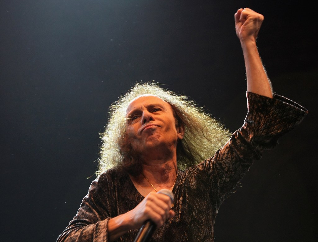 Ronnie James Dio zmarł w 2010 r.