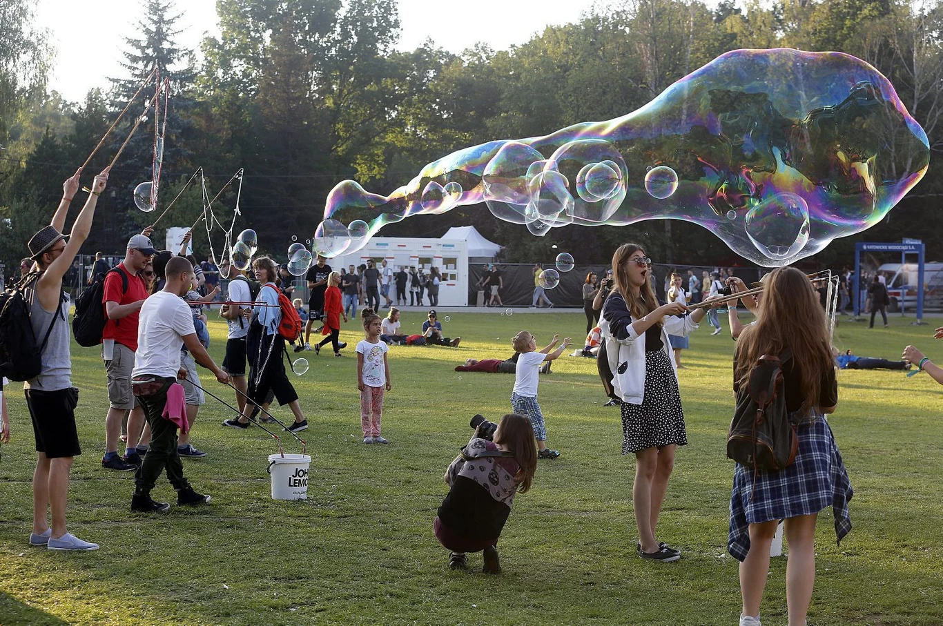 Publiczność trzeciego dnia OFF Festival