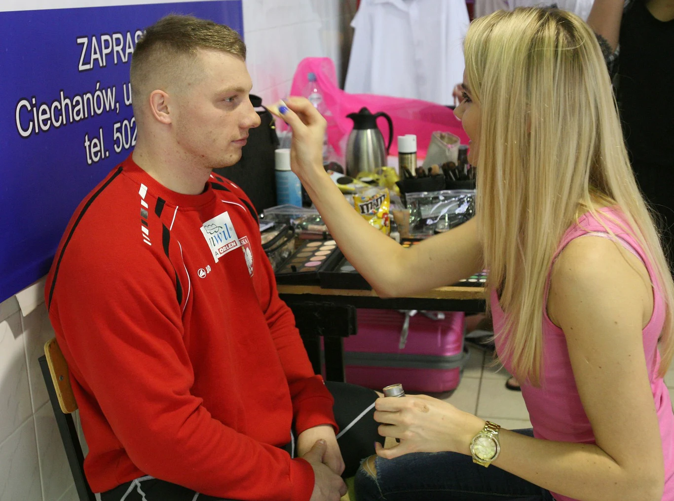 Tomasz Zieliński przed sesją do kalendarza Tomasz Zieliński przed sesją do kalendarza