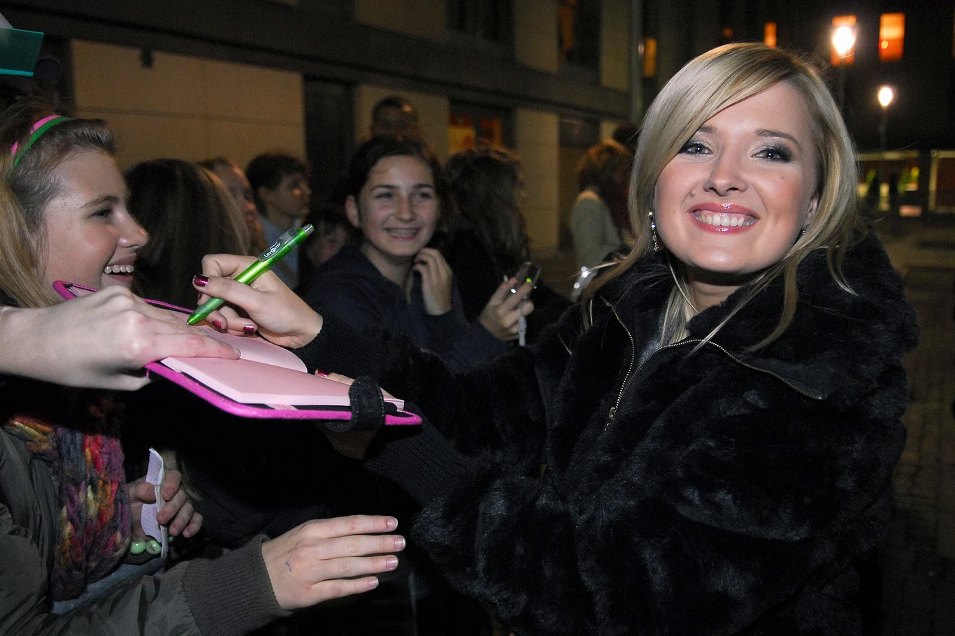 Gosia Andrzejewicz Gosia Andrzejewicz