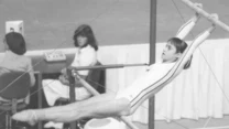 Nadia Comaneci do dziś uznawana jest za wzór gimnastyczki sportowej. W 1976 roku, 14-letnia wówczas Rumunka dostała perfekcyjną notę – 10.0