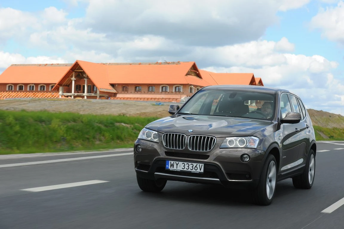 BMW X3 F25 (2010-) BMW X3 F25 (2010-)