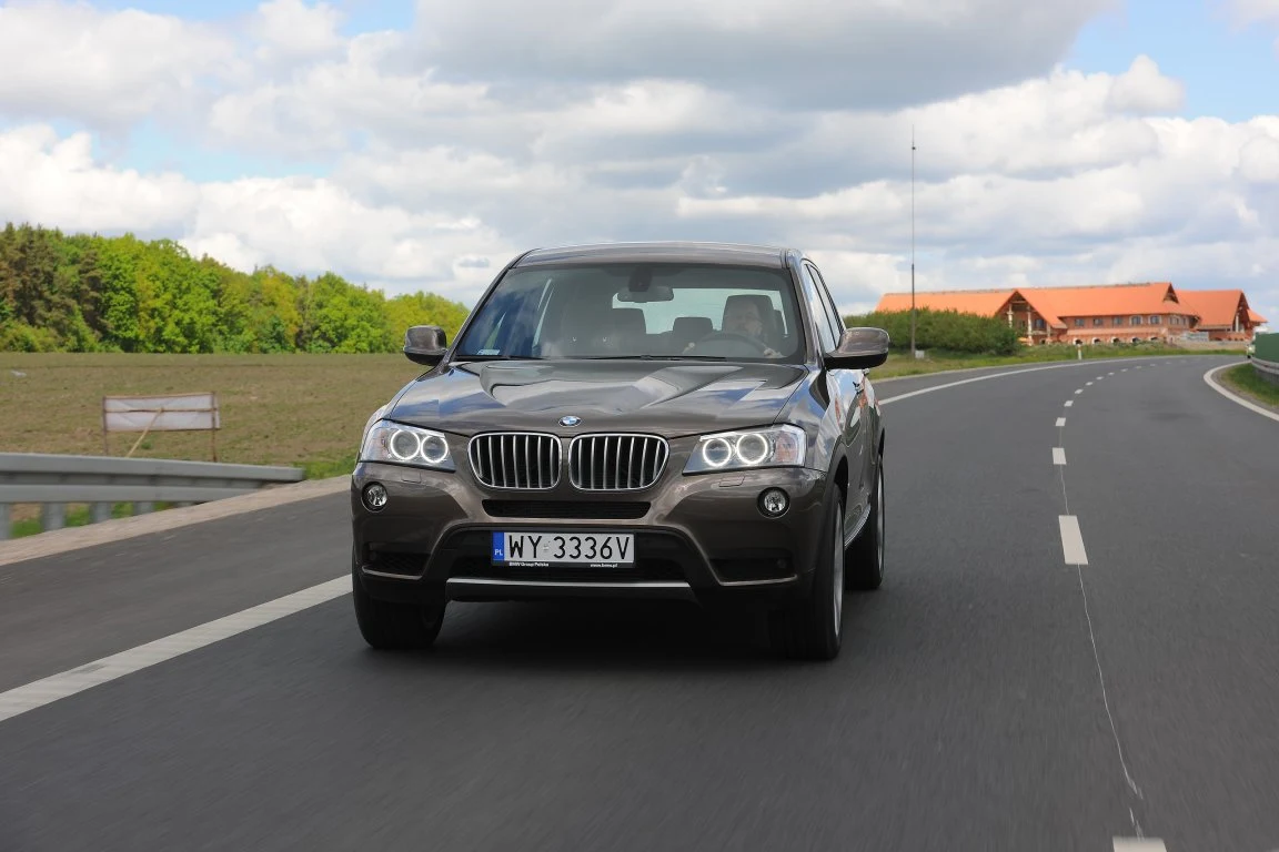 BMW X3 F25 (2010-) BMW X3 F25 (2010-)