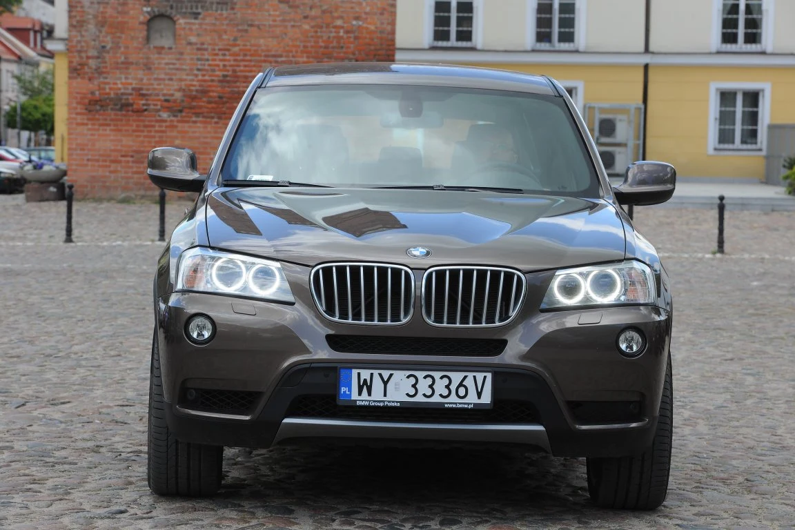 BMW X3 F25 (2010-) BMW X3 F25 (2010-)