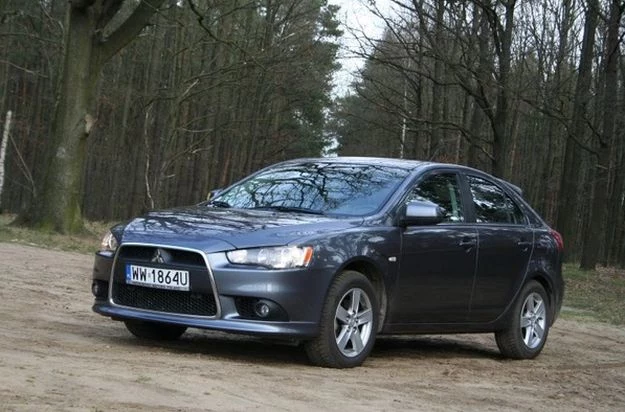 Mitsubishi lancer