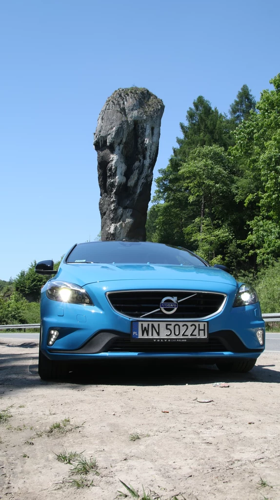 Volvo V40 T5 Momentum R-Design