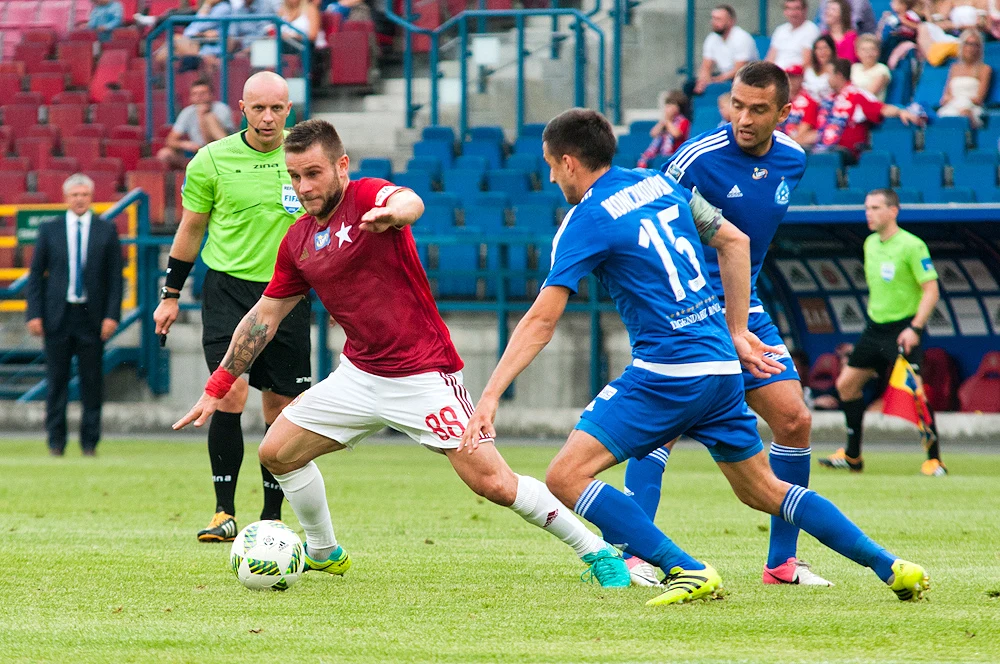 Wisła Kraków przegrała z Ruchem Chorzów 1-2 (1-1) w 5. kolejce Lotto Ekstraklasy