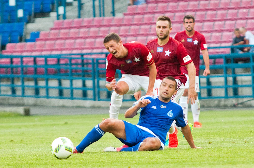 Wisła Kraków przegrała z Ruchem Chorzów 1-2 (1-1) w 5. kolejce Lotto Ekstraklasy
