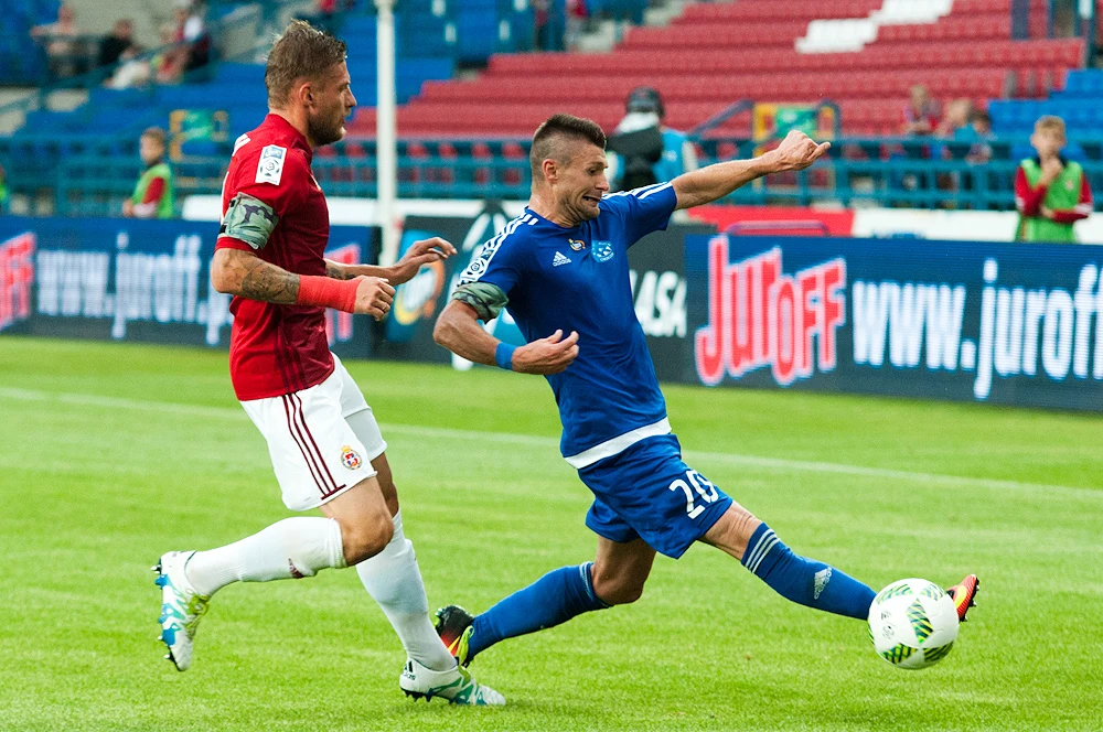 Wisła Kraków przegrała z Ruchem Chorzów 1-2 (1-1) w 5. kolejce Lotto Ekstraklasy