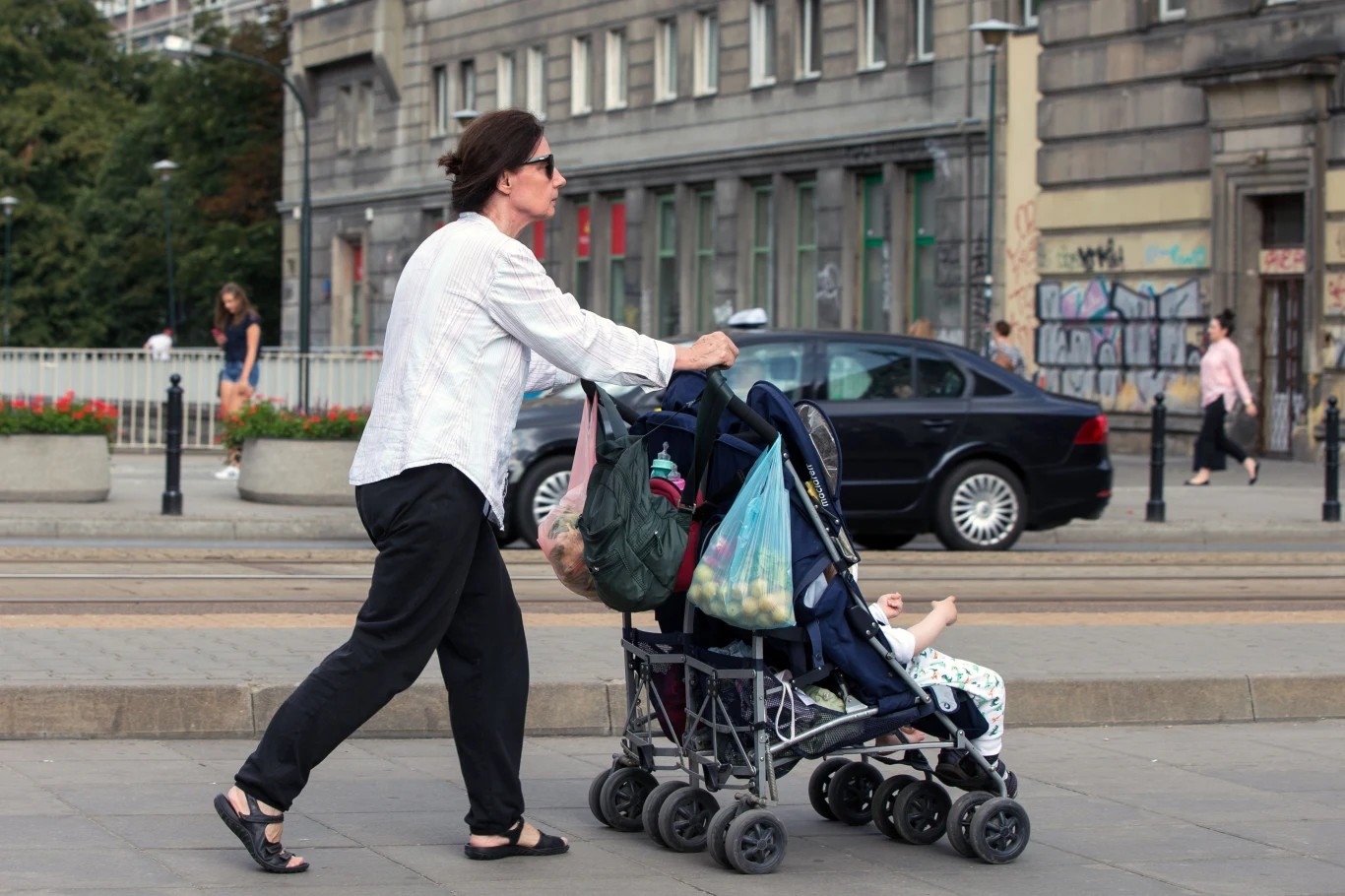 Barbara Sienkiewicz z dziećmi na spacerze! Barbara Sienkiewicz z dziećmi na spacerze!