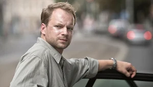 Maciej Stuhr w filmie "Czerwony Kapitan"