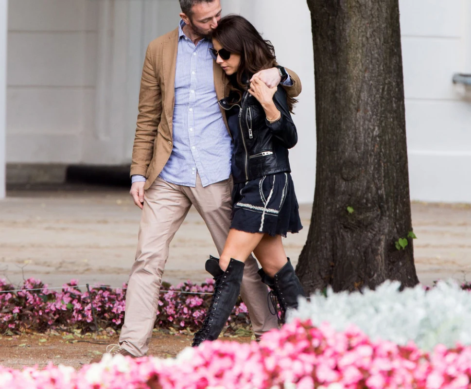 Weronika wreszcie jest szczęśliwa Weronika wreszcie jest szczęśliwa