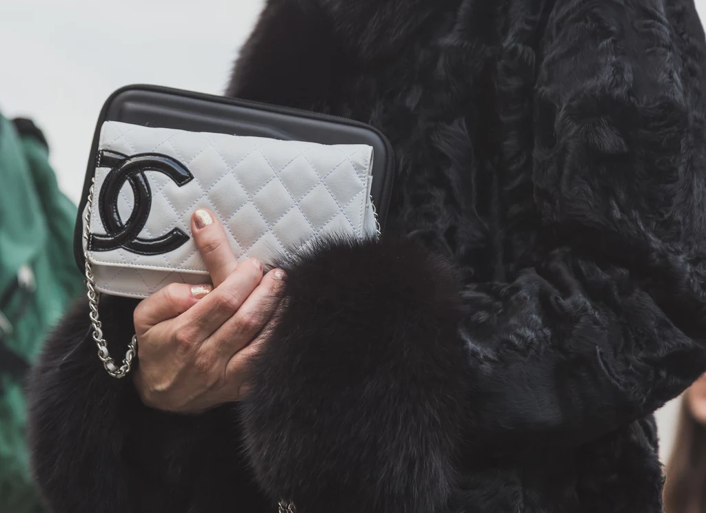 Dziś zakup torebki Chanel to jeden z lepszych sposobów na ulokowanie oszczędności 