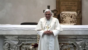 Benedykt XVI - papież senior