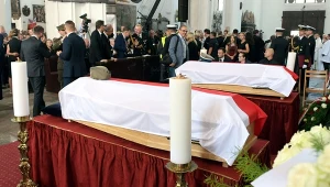 Uroczysta msza żałobna w intencji Danuty Siedzikówny "Inki" i Feliksa Selmanowicza "Zagończyka" w Bazylice Mariackiej w Gdańsku