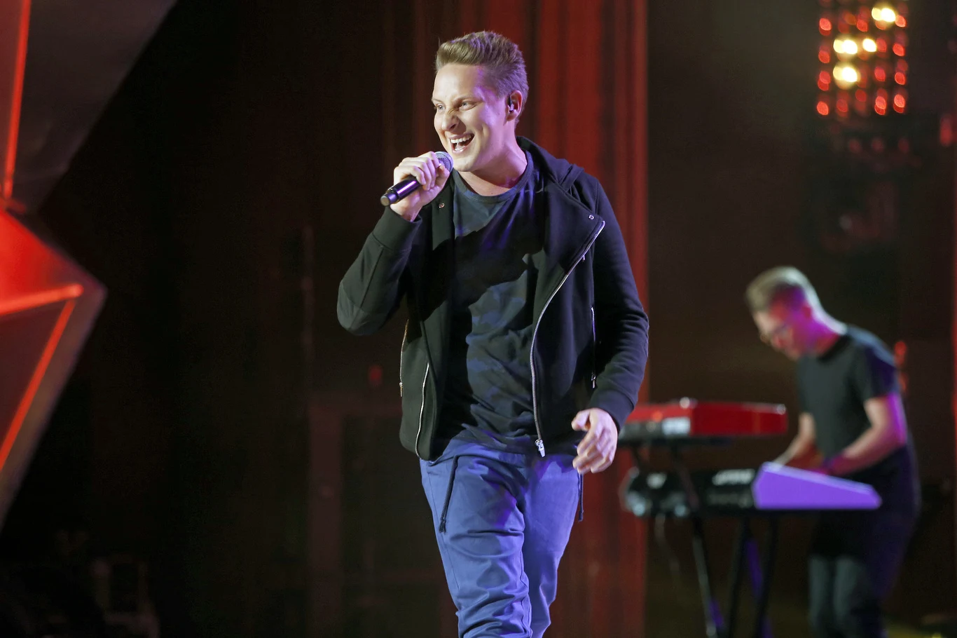 Na scenie największe hity lata wykonali m.in.: Margaret, Natalia Szroeder, Sylwia Grzeszczak, Mans Zelmerlow, Alvaro Soler oraz Antek Smykiewicz Na scenie największe hity lata wykonali m.in.: Margaret, Natalia Szroeder, Sylwia Grzeszczak, Mans Zelmerlow, Alvaro Soler oraz Antek Smykiewicz