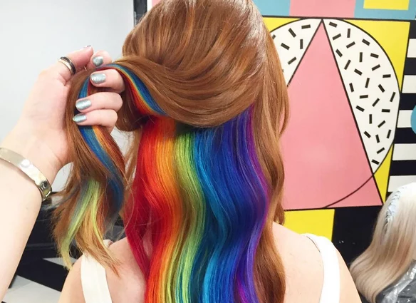 Hidden rainbow to nowy trend w światowym fryzjerstwie