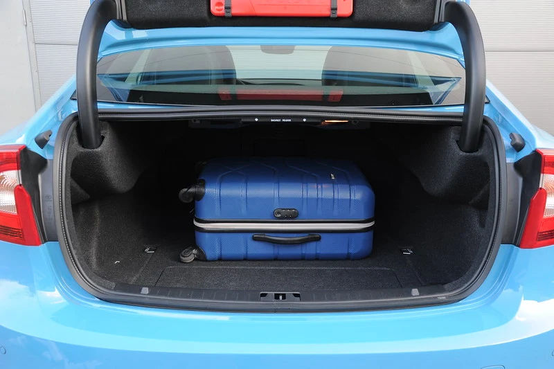 Volvo S60 T6 Polestar Volvo S60 T6 Polestar