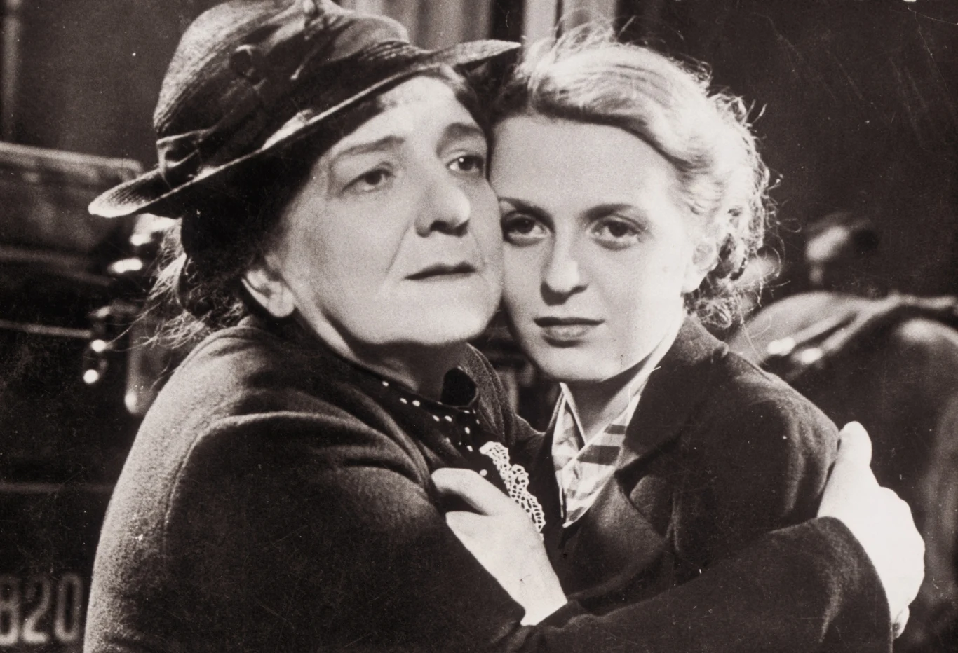 Elżbieta Barszczewska i Stanisława Wysocka Elżbieta Barszczewska i Stanisława Wysocka