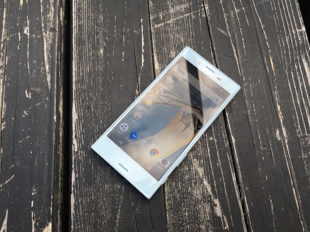 Sony Xperia X Compact