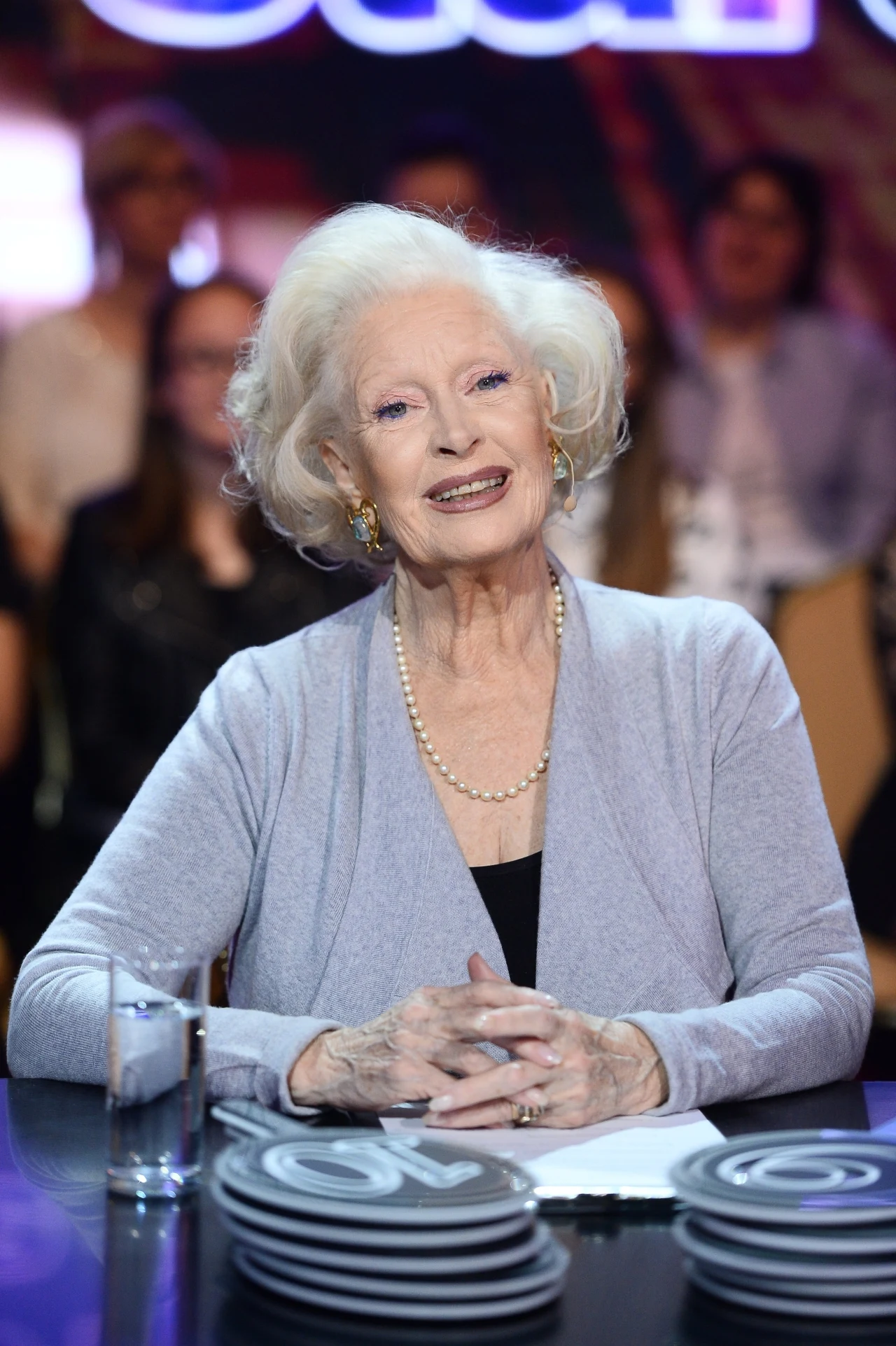 Może Beata też ma coś do ukrycia? Może Beata też ma coś do ukrycia?