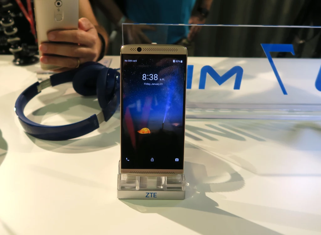 ZTE Axon 7 mini 