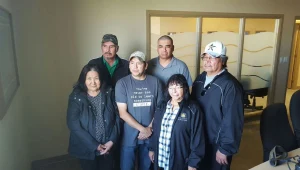 David Tait Jr i Leon Swanson z rodzicami