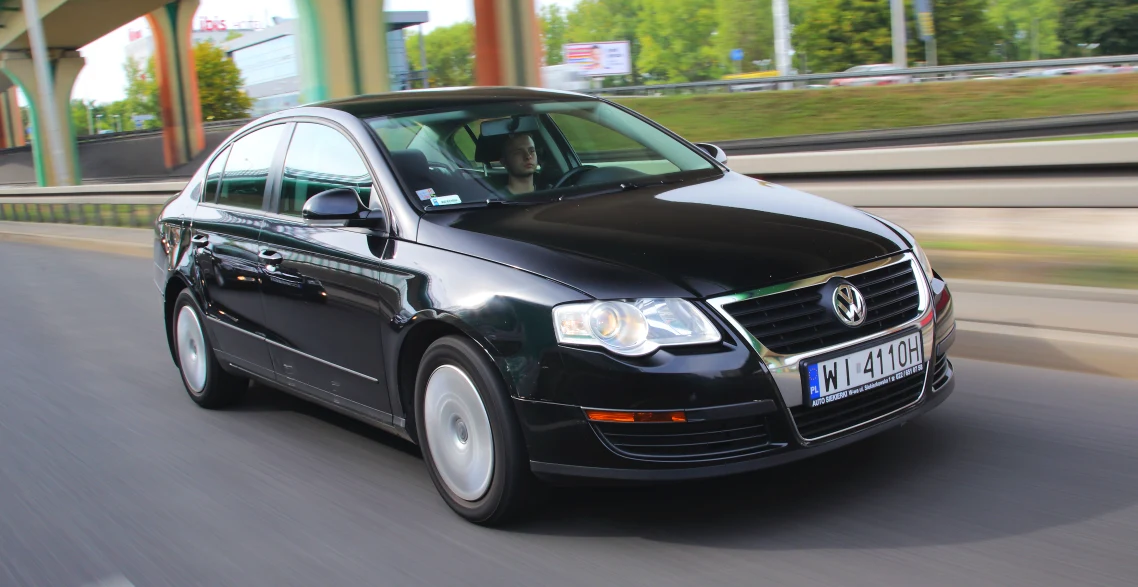 Od nowości u jednego użytkownika – właściciel planuje sprzedać Volkswagena, zanim osiągnie przebieg 200 tys. km. Od nowości u jednego użytkownika – właściciel planuje sprzedać Volkswagena, zanim osiągnie przebieg 200 tys. km.