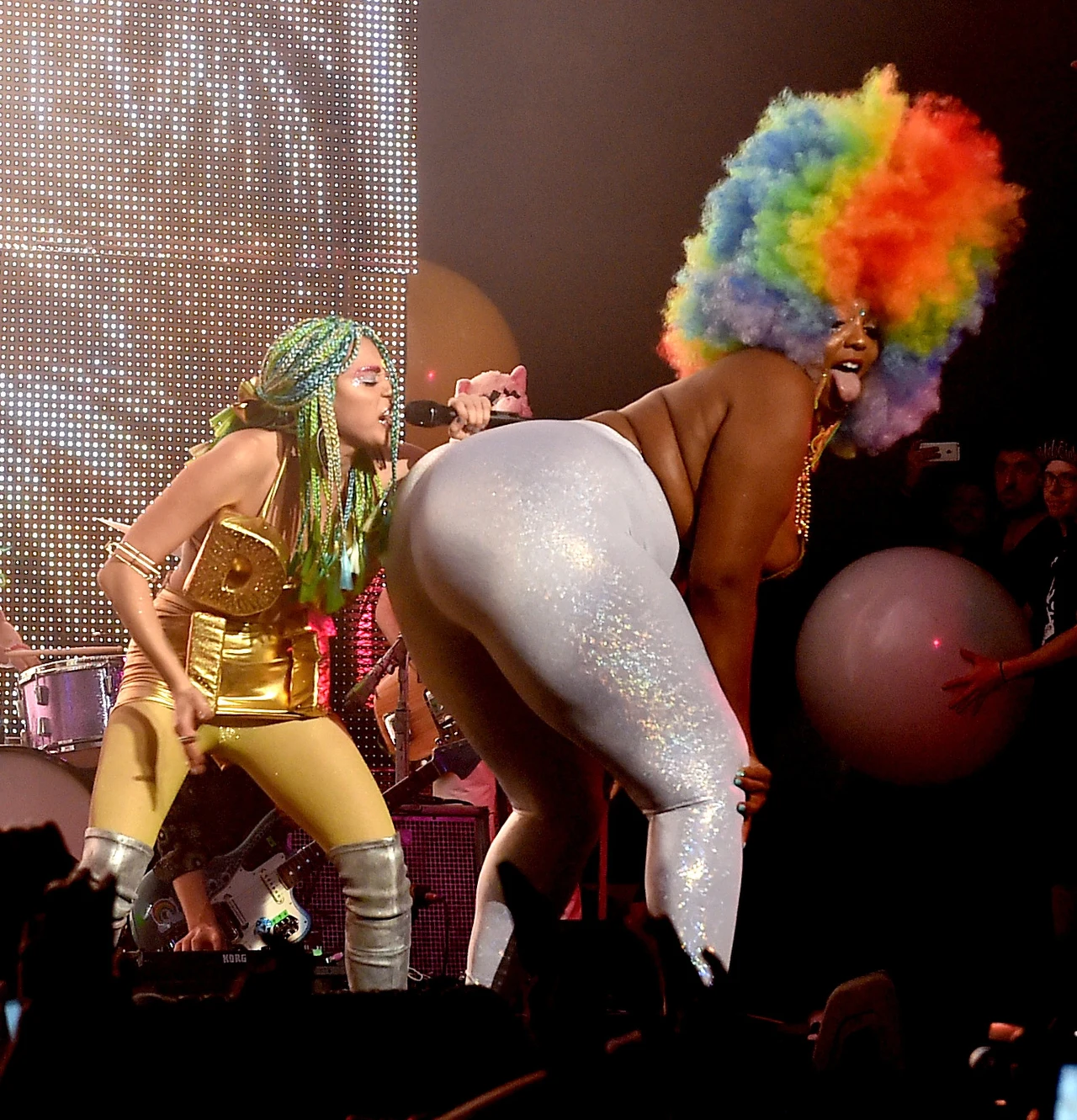 Miley Cyrus uwielbia prowokować Miley Cyrus uwielbia prowokować