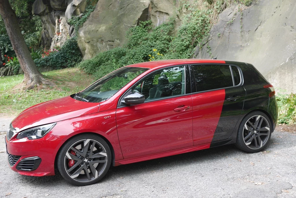 Peugeot 308 GTi 