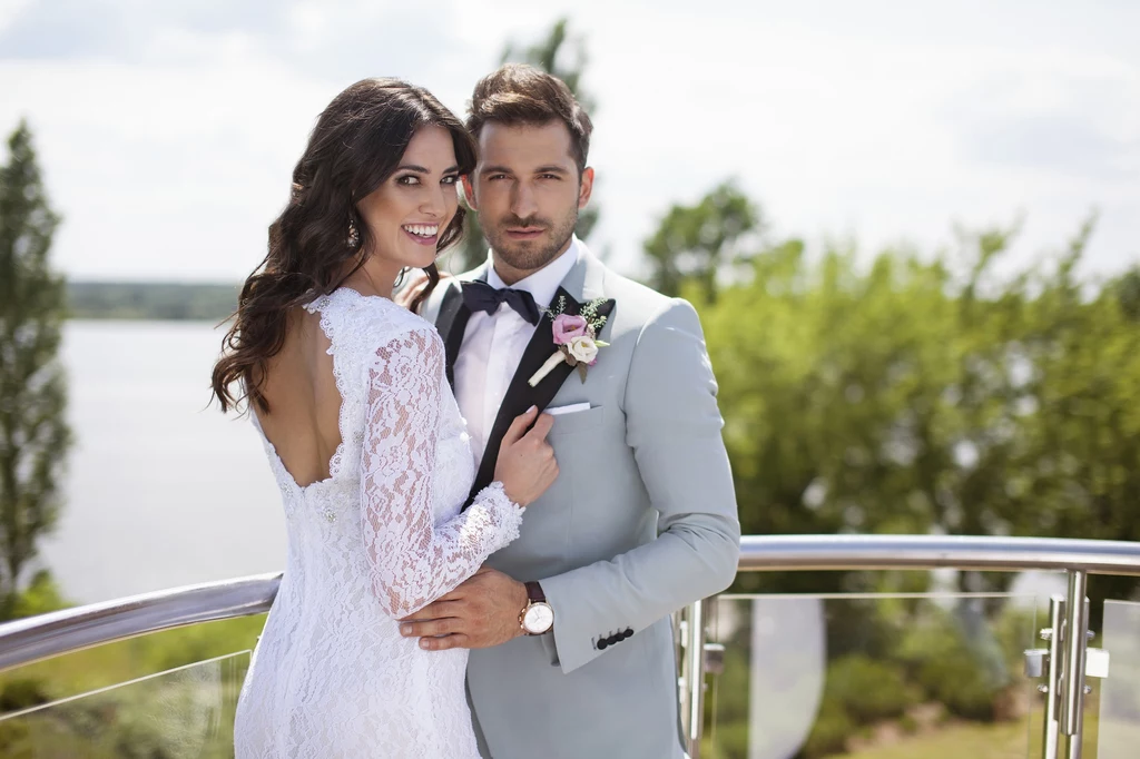 W sesji udział wzięli Miss Polski 2010 – Agata Szewioła i Mister Polski 2014 – Rafał Maślak. W sesji udział wzięli Miss Polski 2010 – Agata Szewioła i Mister Polski 2014 – Rafał Maślak.