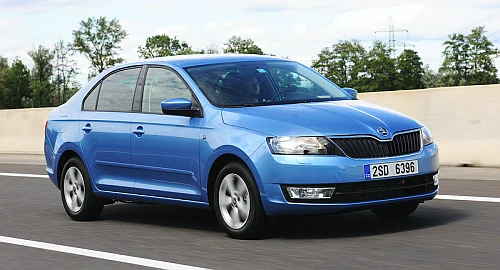 SKODA RAPID - tu ceny rozpoczynają się od wyższej kwoty (55 550 zł). SKODA RAPID - tu ceny rozpoczynają się od wyższej kwoty (55 550 zł).