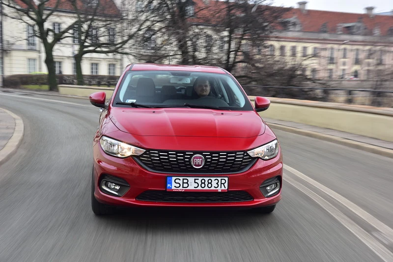 Fiat Tipo 1.4 Lounge Fiat Tipo 1.4 Lounge