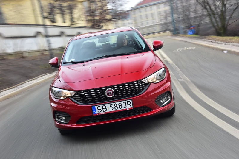 Fiat Tipo 1.4 Lounge Fiat Tipo 1.4 Lounge