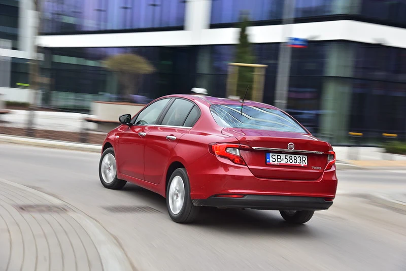 Fiat Tipo 1.4 Lounge Fiat Tipo 1.4 Lounge