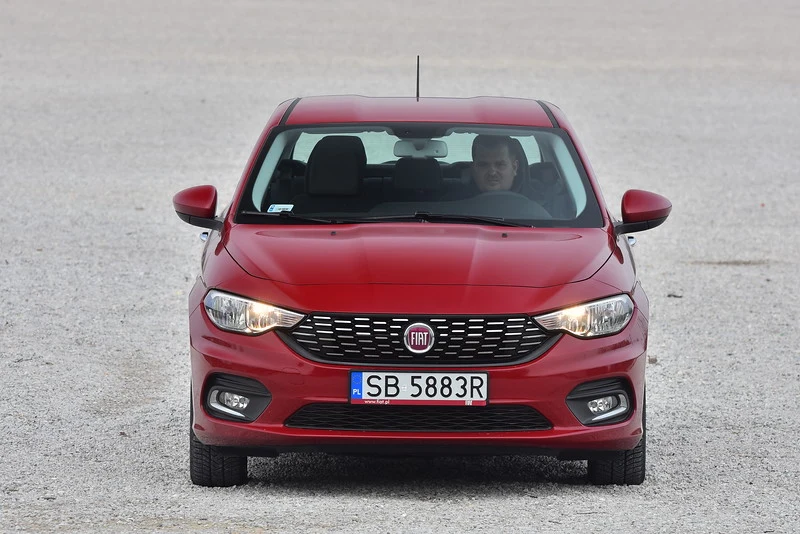 Fiat Tipo 1.4 Lounge Fiat Tipo 1.4 Lounge