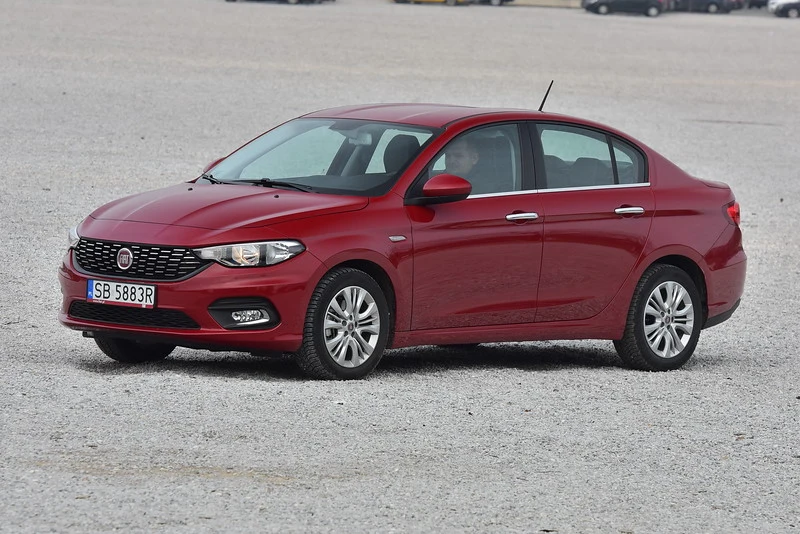 Fiat Tipo 1.4 Lounge Fiat Tipo 1.4 Lounge