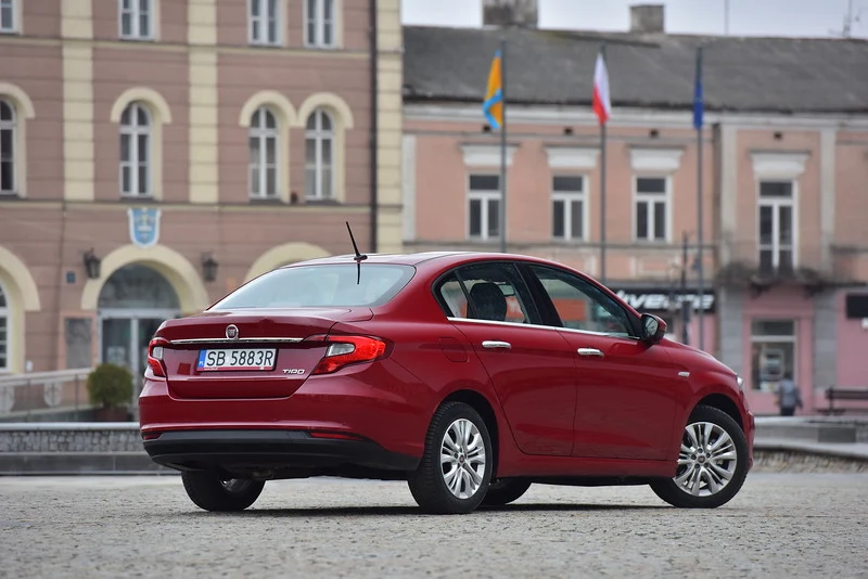 Fiat Tipo 1.4 Lounge Fiat Tipo 1.4 Lounge