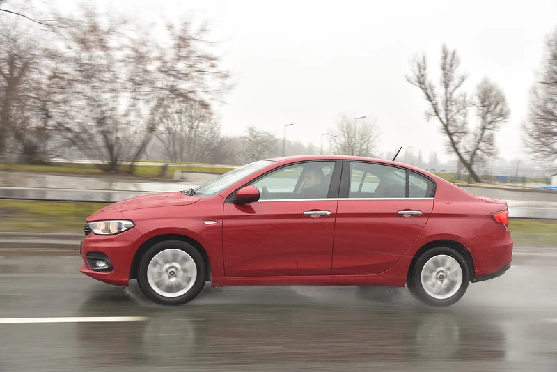 Fiat Tipo 1.4 Lounge Fiat Tipo 1.4 Lounge