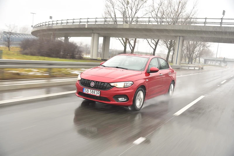 Fiat Tipo 1.4 Lounge Fiat Tipo 1.4 Lounge