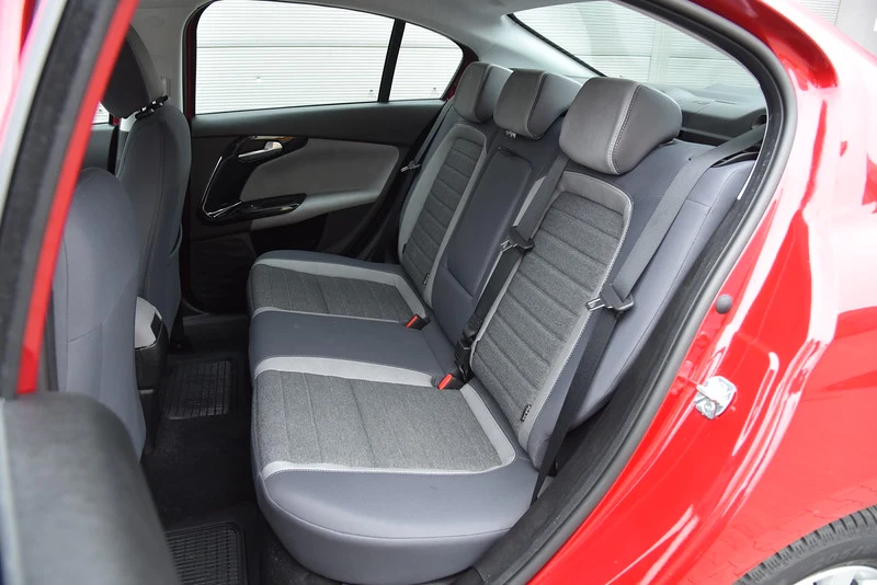 Fiat Tipo 1.4 Lounge Fiat Tipo 1.4 Lounge