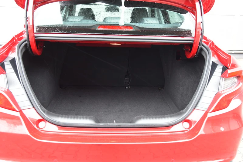 Fiat Tipo 1.4 Lounge Fiat Tipo 1.4 Lounge