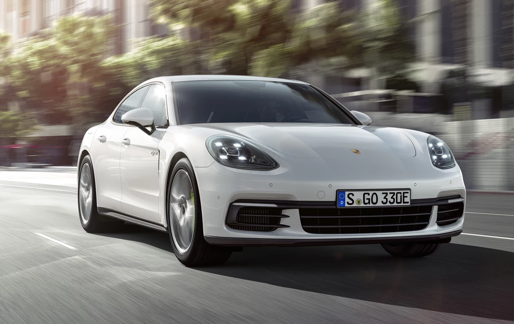 Porsche Panamera 4 E-Hybrid