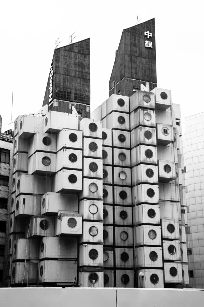 Capsule Tower w Tokio