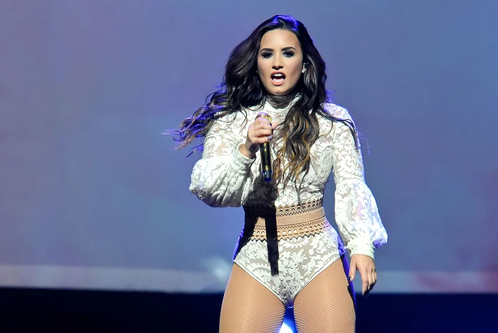 Demi Lovato wygrała z nałogami dzięki Bogu?