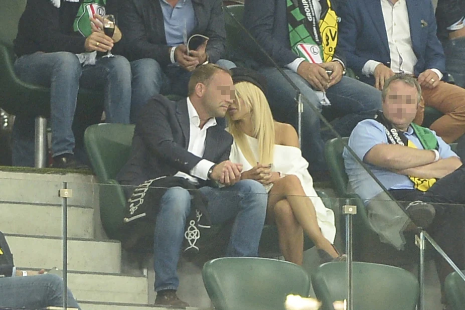 Doda z tajemniczym towarzyszem