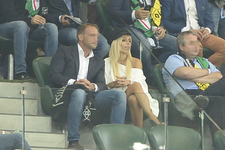 Doda z tajemniczym towarzyszem