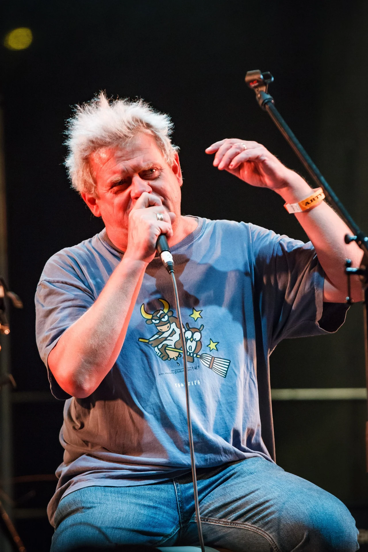 Kazik Staszewski prezentuje nowy teledysk Kultu Kazik Staszewski prezentuje nowy teledysk Kultu