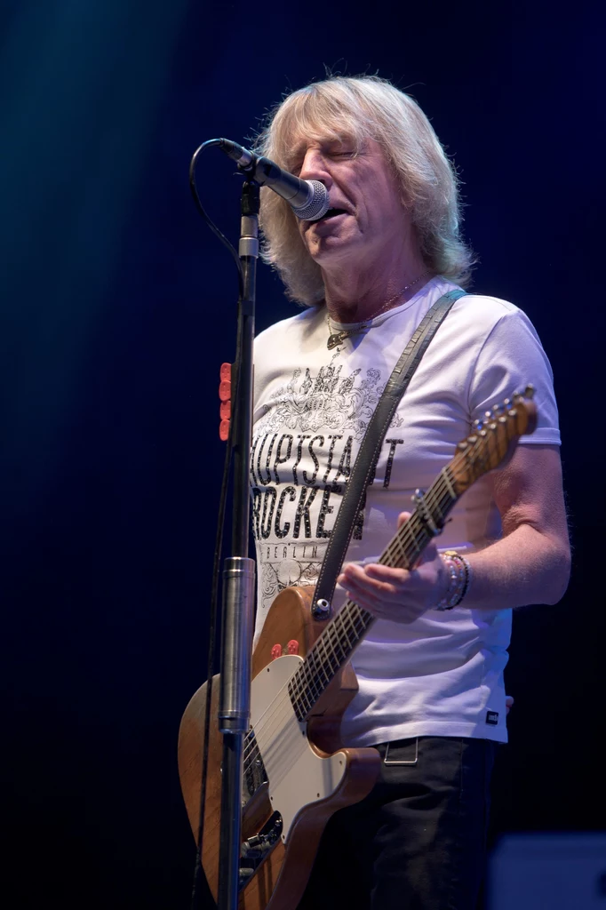 Rick Parfitt (Status Quo) podczas koncertu we Wrocławiu 1 maja 2016 r.